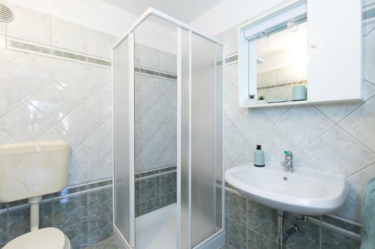 Apartment Adrijana ヴルブニク エクステリア 写真